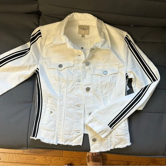 Liverpool Women's “Jackie Jacket” White with Black Stripe , Size XS - Picture 6 of 13